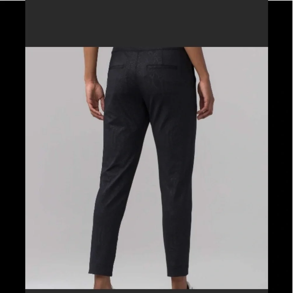 Lululemon Jet Crop (Slim) (Luxtreme 25.5